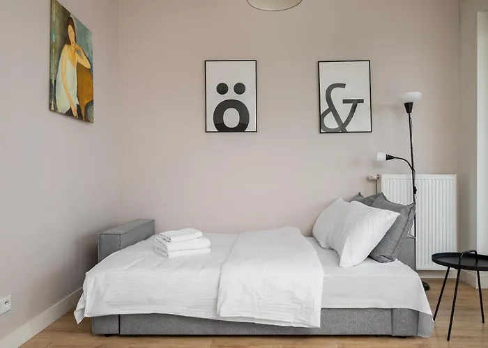 Business Mokotow Park 23 By Bookinghost Warszawa